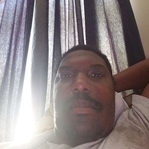 Meet your Posher, Derrick